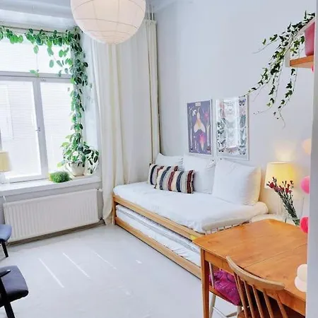 Cozy Home,2 Rooms,great Location!welcome!:) Διαμέρισμα *