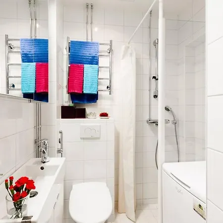 Cozy Home,2 Rooms,great Location!welcome!:) Lägenhet Helsingfors